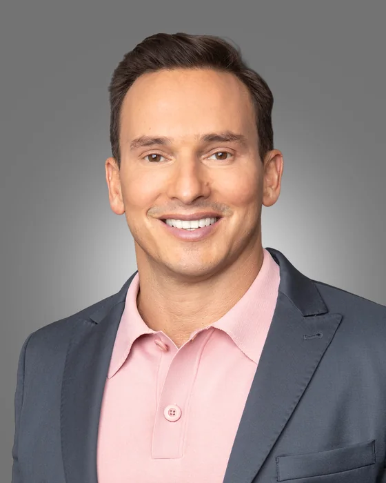 Dr. Julio E. Hernandez